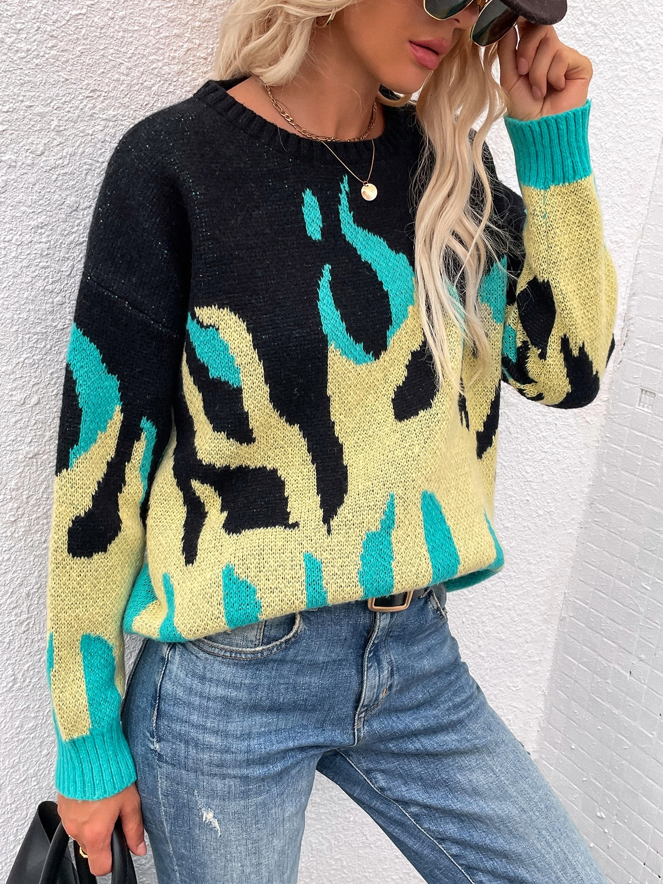 ANNA Flame Sweater